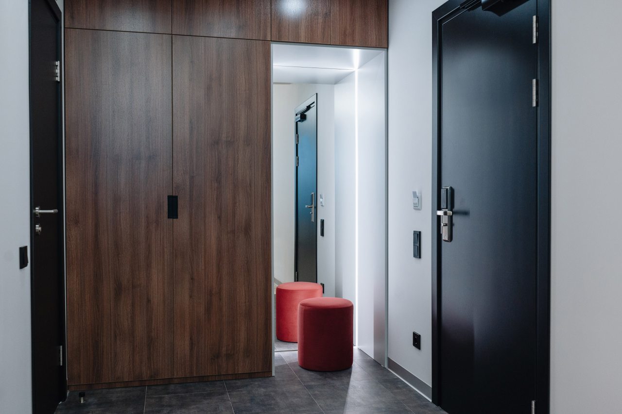 Номер (УЛУЧШЕННЫЙ С 1 КРОВАТЬЮ И ДИВАНОМ), Отель AMATI KAZAN HOTEL 3*