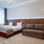 Номер (УЛУЧШЕННЫЙ С 1 ИЛИ 2 КРОВАТЯМИ И ДИВАНОМ), Отель AMATI KAZAN HOTEL 3*
