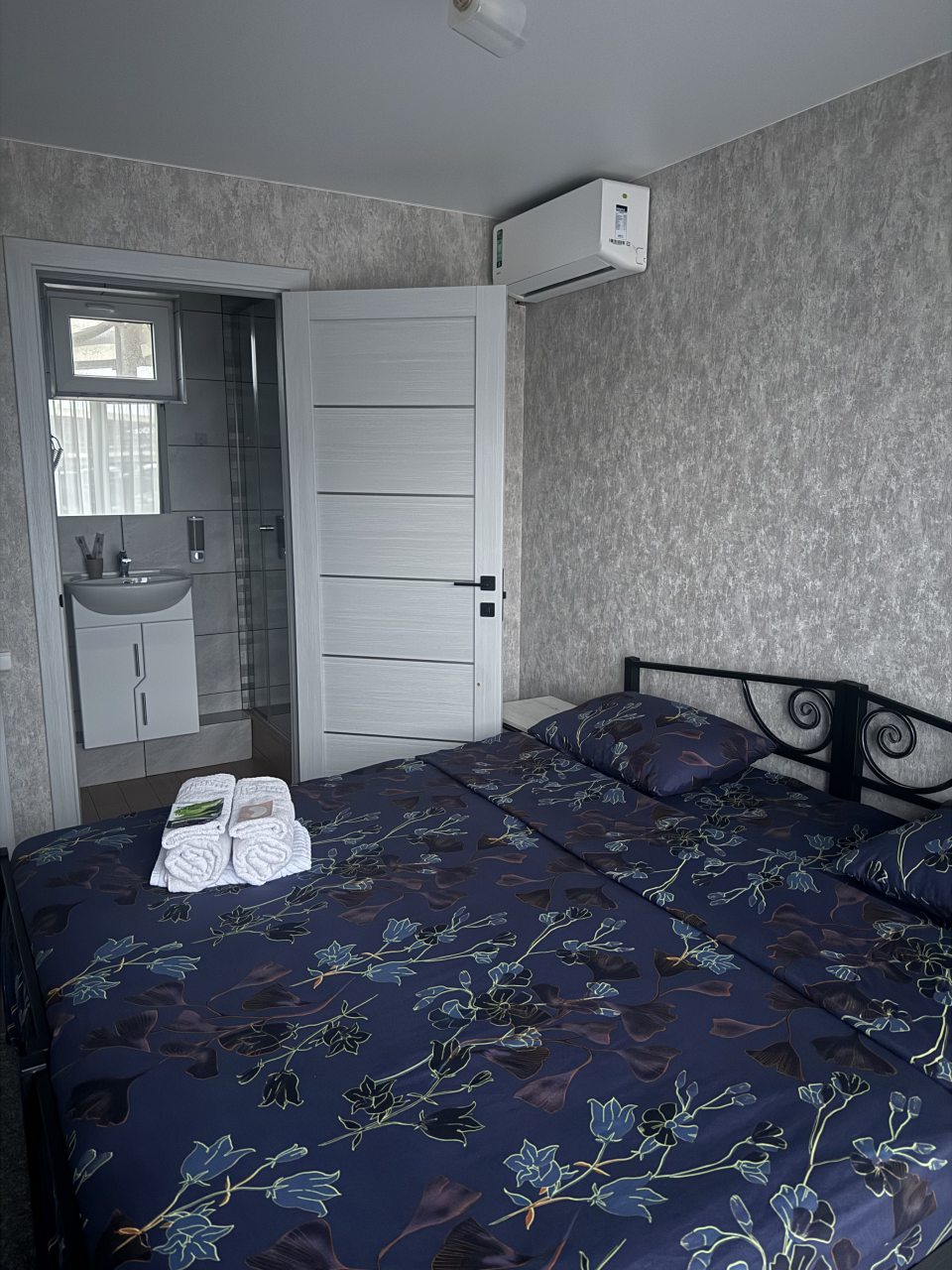 Двухместный (Большая кровать), Отель ААА