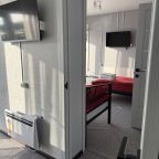 Трёхместный и более (Семейный двухкомнатный), Отель ААА