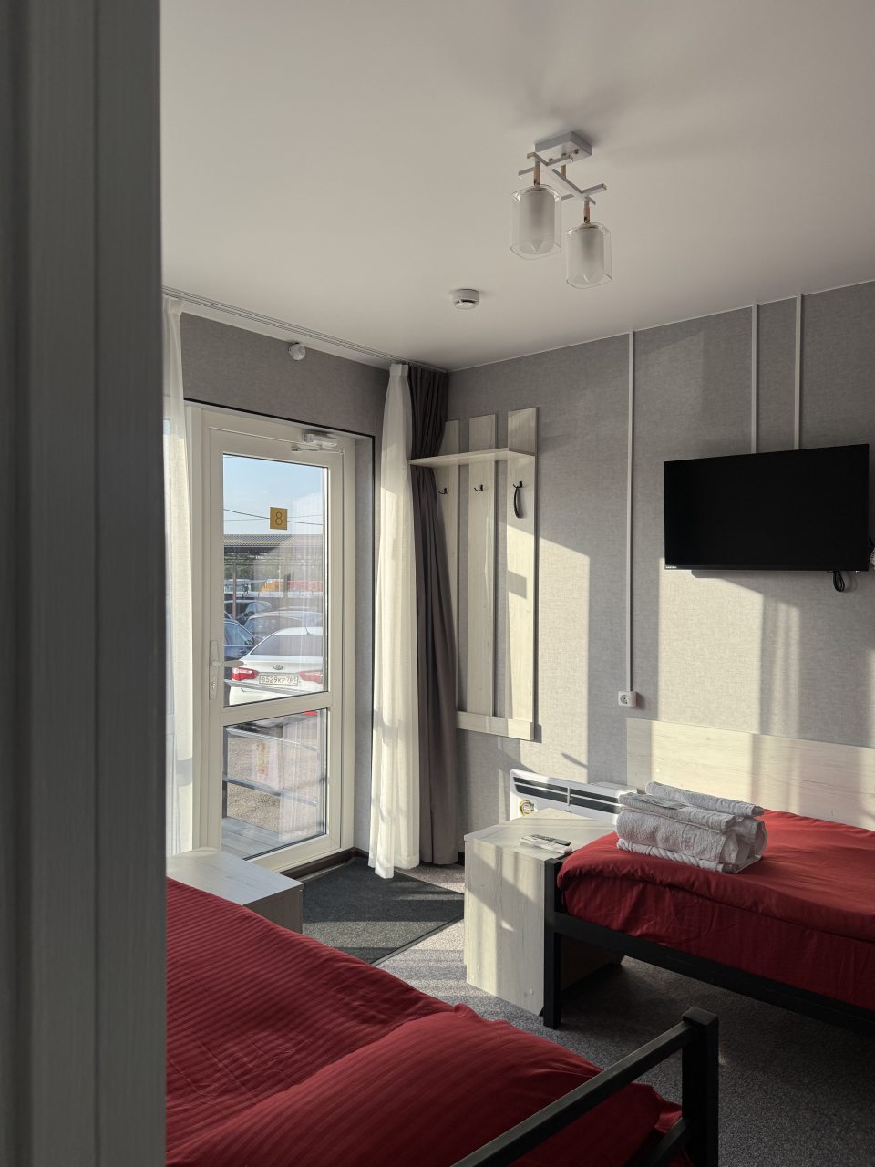 Трёхместный и более (Семейный двухкомнатный), Отель ААА