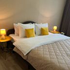 двуспальная кровать