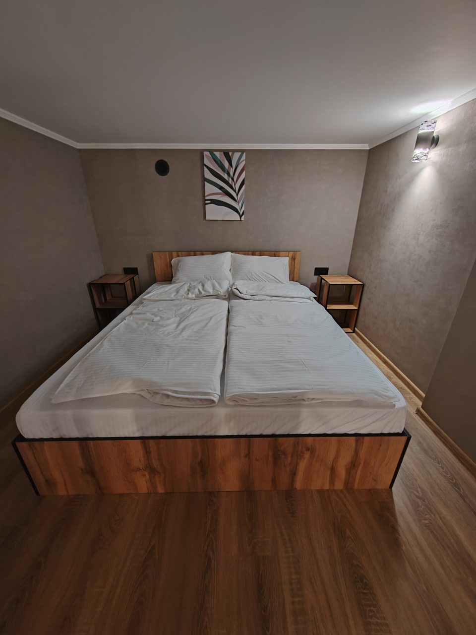 Апартаменты (Гости любят теплоту), Апартаменты Добрый дом