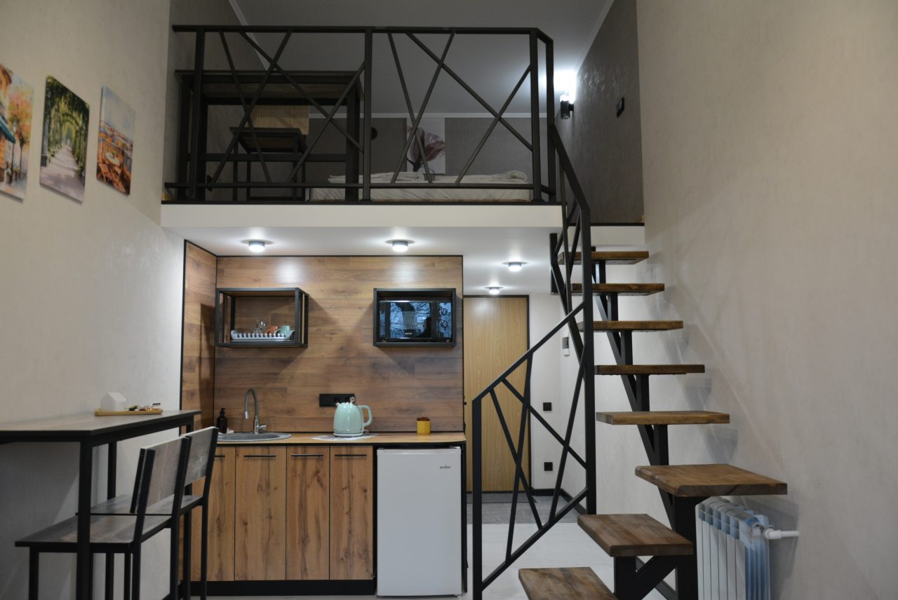 Апартаменты (Гости любят теплоту), Апартаменты Добрый дом