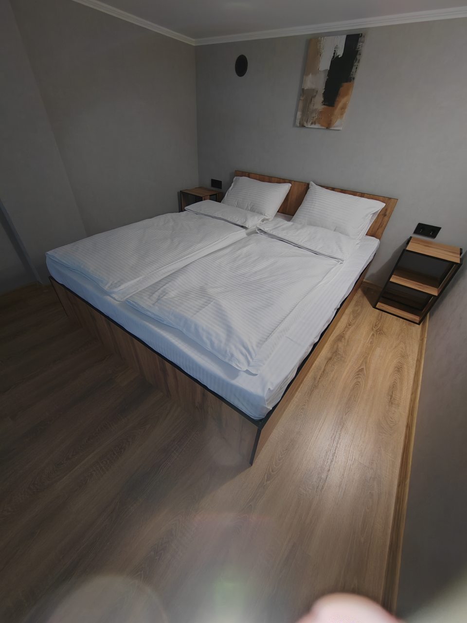 Апартаменты (Современные новые апартаменты), Апартаменты Добрый дом