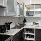 Мини-кухня, Апартаменты 2 комнатная на Ярославском шоссе