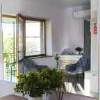 Двухместный (Стандартный номер с 1-ой двухспальной кроватью и балконом), Отель Клевер