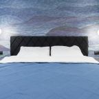 Апартаменты (Девон), Гостиница Vertex