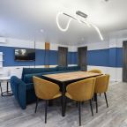 Апартаменты (Девон), Гостиница Vertex