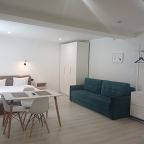 Трёхместный и более (Престиж), Апарт отель