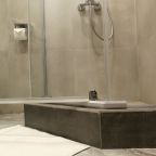 Трёхместный и более (Престиж), Апарт отель