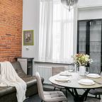 Квартира (Квартира 1912 на Кадетской линии), Апартаменты на Кадетской линии