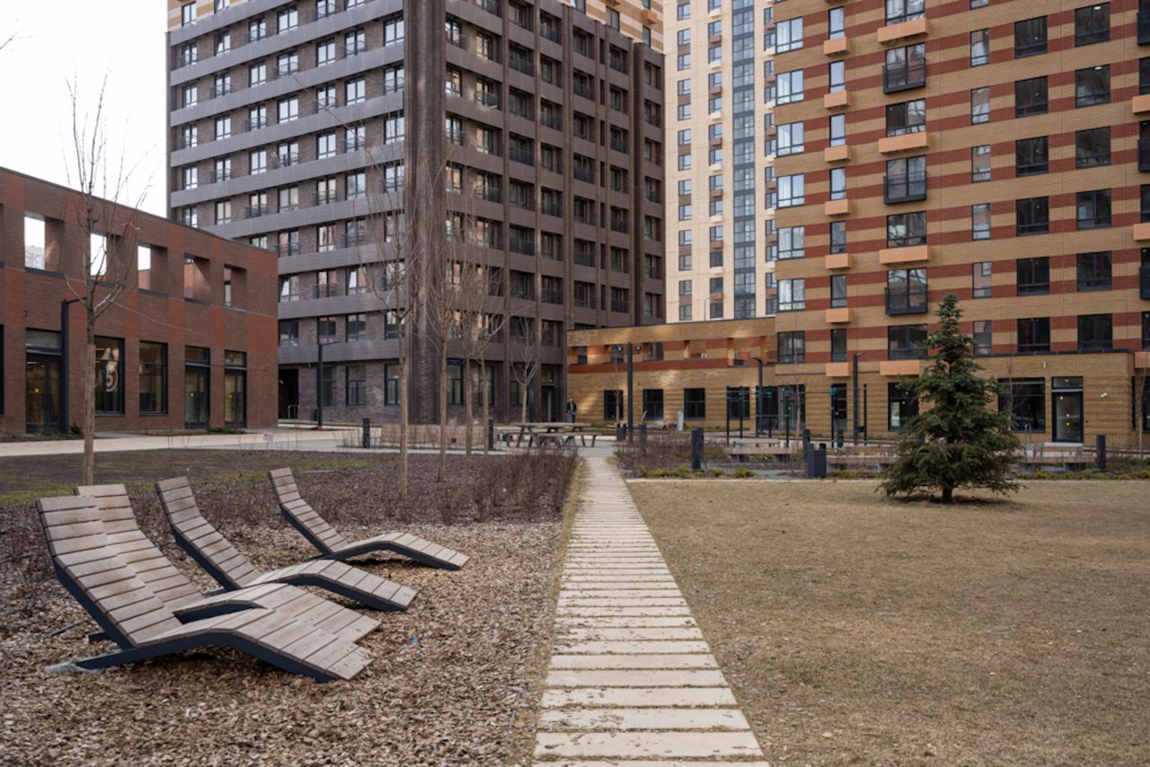 Апартаменты (UraganAPART Мечта), Апартаменты UraganAPART на Очаковском шоссе 5к5