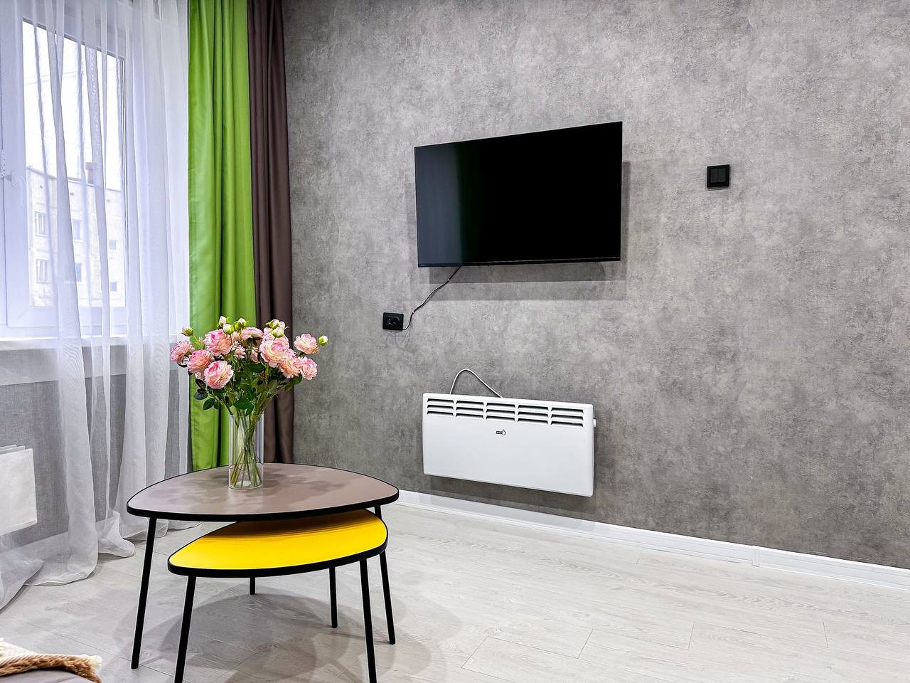 Апартаменты (С новым ремонтом для идеального отдыха в Апатитах на ул. Дзержинского, д.49), Апартаменты Как дома