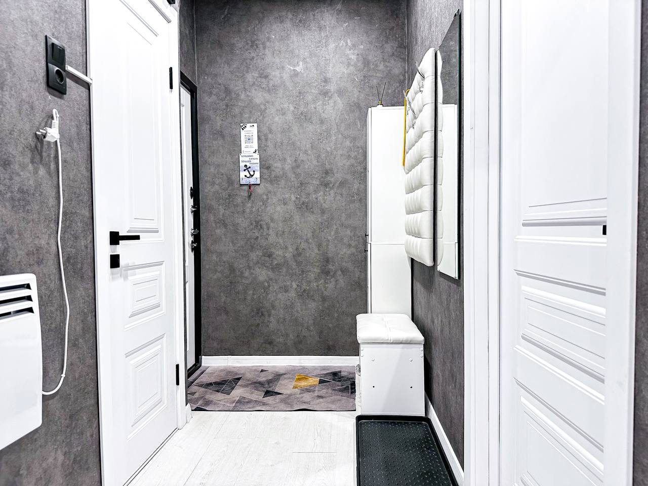 Апартаменты (С новым ремонтом для идеального отдыха в Апатитах на ул. Дзержинского, д.49), Апартаменты Как дома