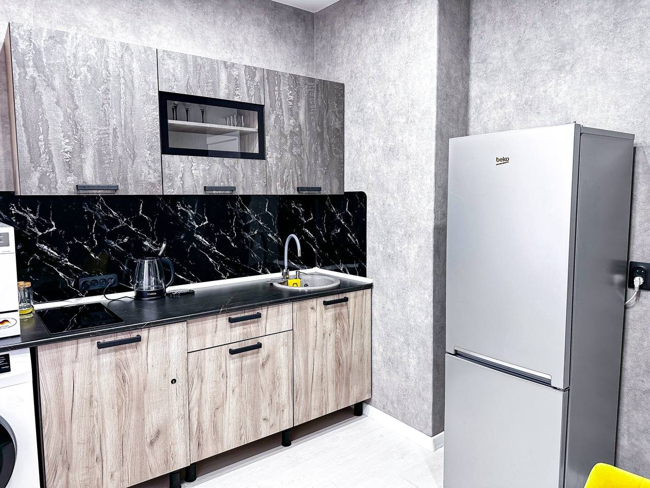 Апартаменты (С новым ремонтом для идеального отдыха в Апатитах на ул. Дзержинского, д.49), Апартаменты Как дома