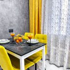 Апартаменты (С новым ремонтом для идеального отдыха в Апатитах на ул. Дзержинского, д.49), Апартаменты Как дома