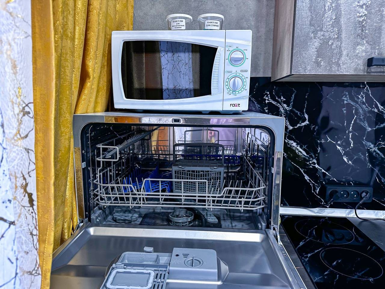 Апартаменты (С новым ремонтом для идеального отдыха в Апатитах на ул. Дзержинского, д.49), Апартаменты Как дома