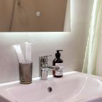 Апартаменты (Квартира на 4 гостей Эспрессо с удаленным заселением), Апартаменты Добрый Хост- ЖК Облака Центральный район