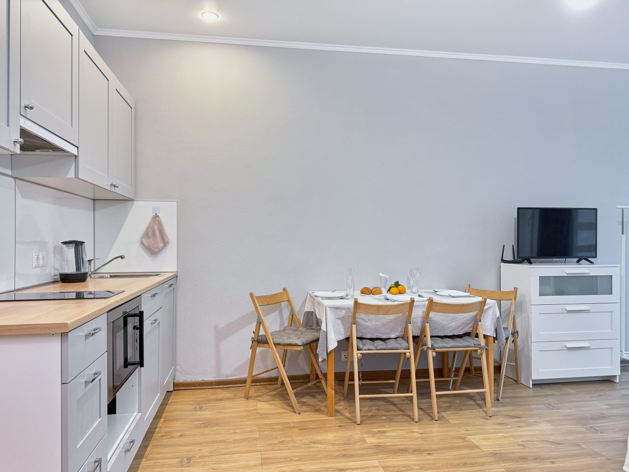 Апартаменты (Уютные у ТЦ Авиапарк и ЦСКА), Апартаменты Arenda.tut