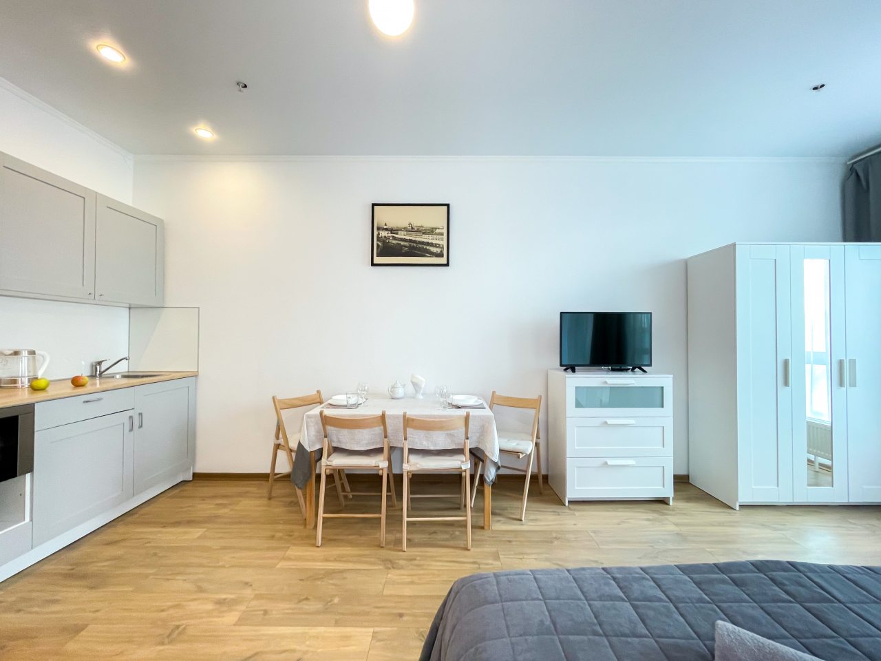 Апартаменты (В благородно-серых тонах у метро ЦСКА), Апартаменты Arenda.tut