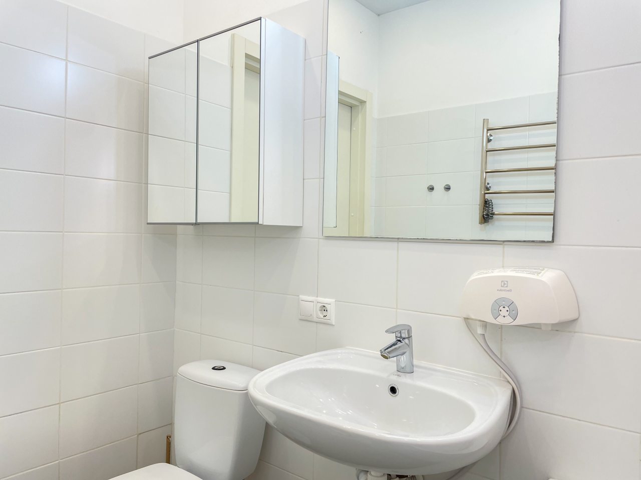 Апартаменты (В благородно-серых тонах у метро ЦСКА), Апартаменты Arenda.tut