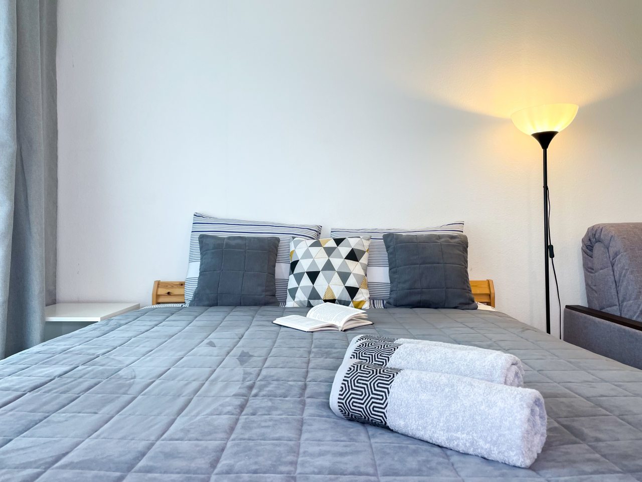 Апартаменты (В благородно-серых тонах у метро ЦСКА), Апартаменты Arenda.tut