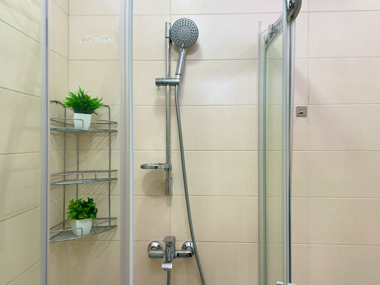 Апартаменты (На высоком этаже), Апартаменты Arenda.tut