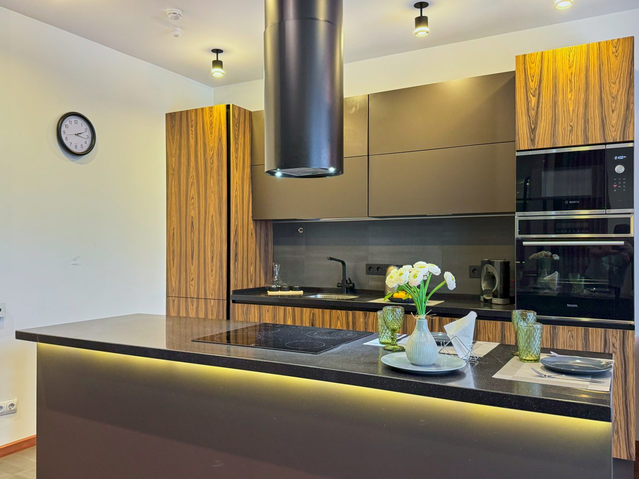 Люкс (Ультрасовременные ТЦ Авиапарк метро ЦСКА), Апартаменты Arenda.tut