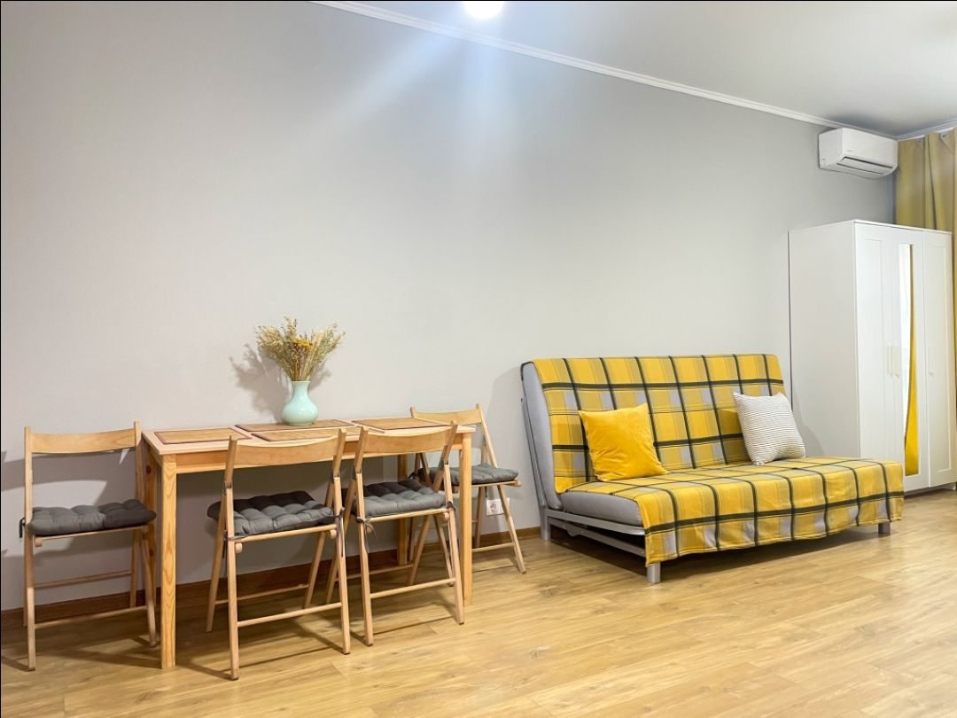 Апартаменты (Уютные уникальны 6 спальных мест), Апартаменты Arenda.tut