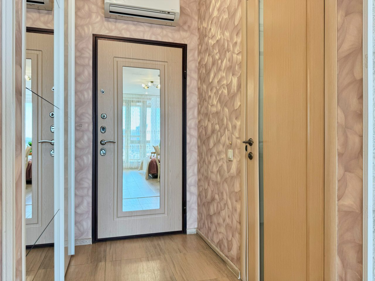 Апартаменты (Комфортные у метро ЦСКА), Апартаменты Arenda.tut