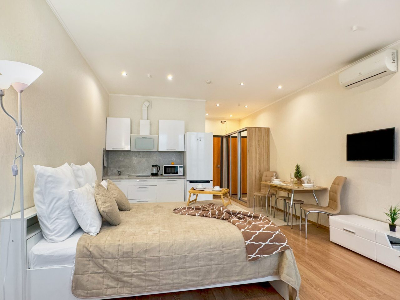 Апартаменты (На Ходынском бульваре, 2), Апартаменты Arenda.tut