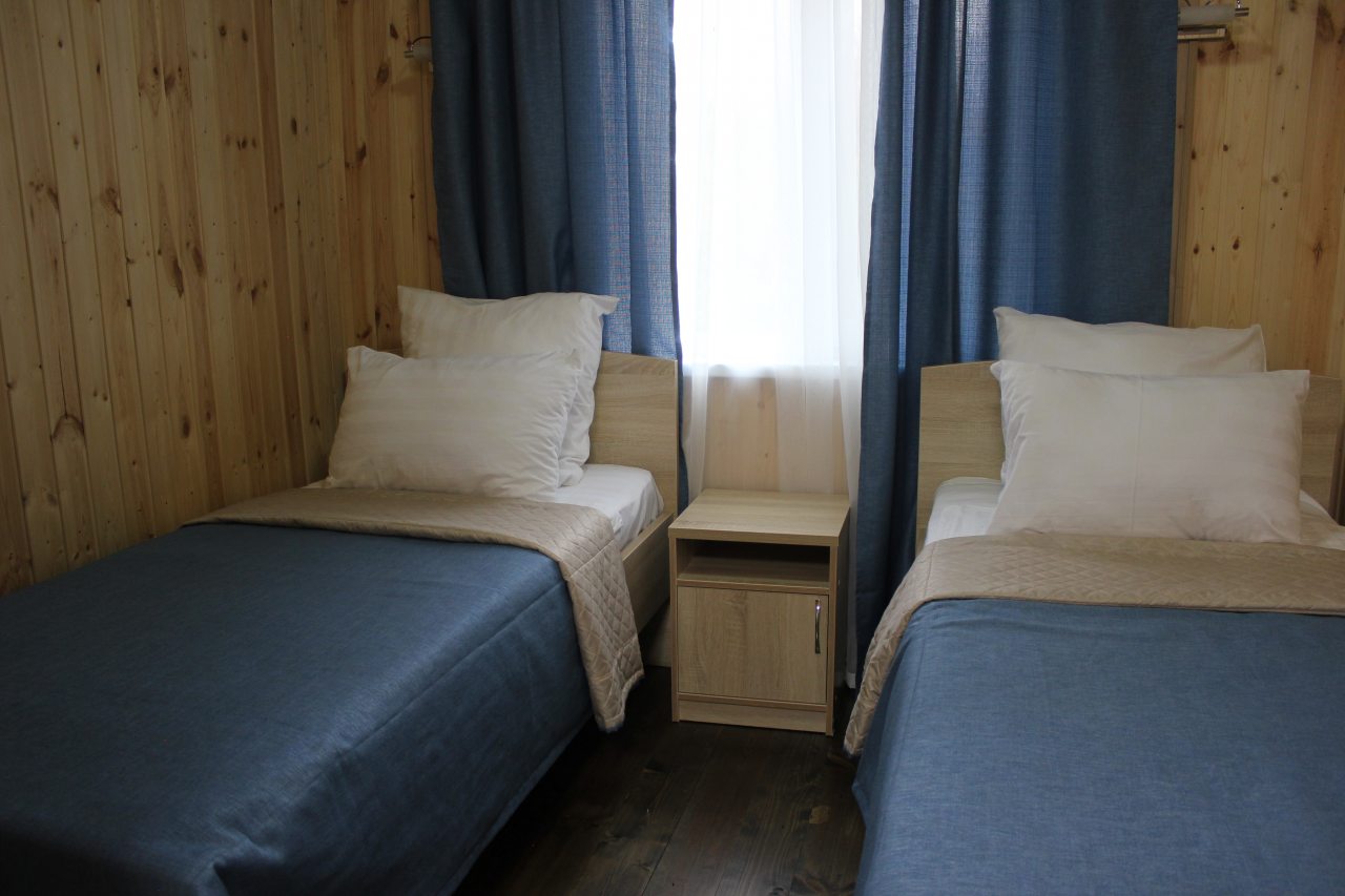 Коттедж (Дача), Кемпинг Чайка