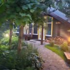 Коттедж (Уютный дом ВеЖа-75 кв.м на 4 гостей), Коттедж Залесская дача