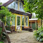 Дом (Камерный домик Живица), Коттедж Залесская дача