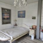 Коттедж (Большой дом ЖиВа, 215кв.м на 6 гостей), Коттедж Залесская дача