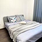 Апартаменты (Рядом с центром в ЖК Пульс на набережной), Апартаменты на Ультрамариновой 10