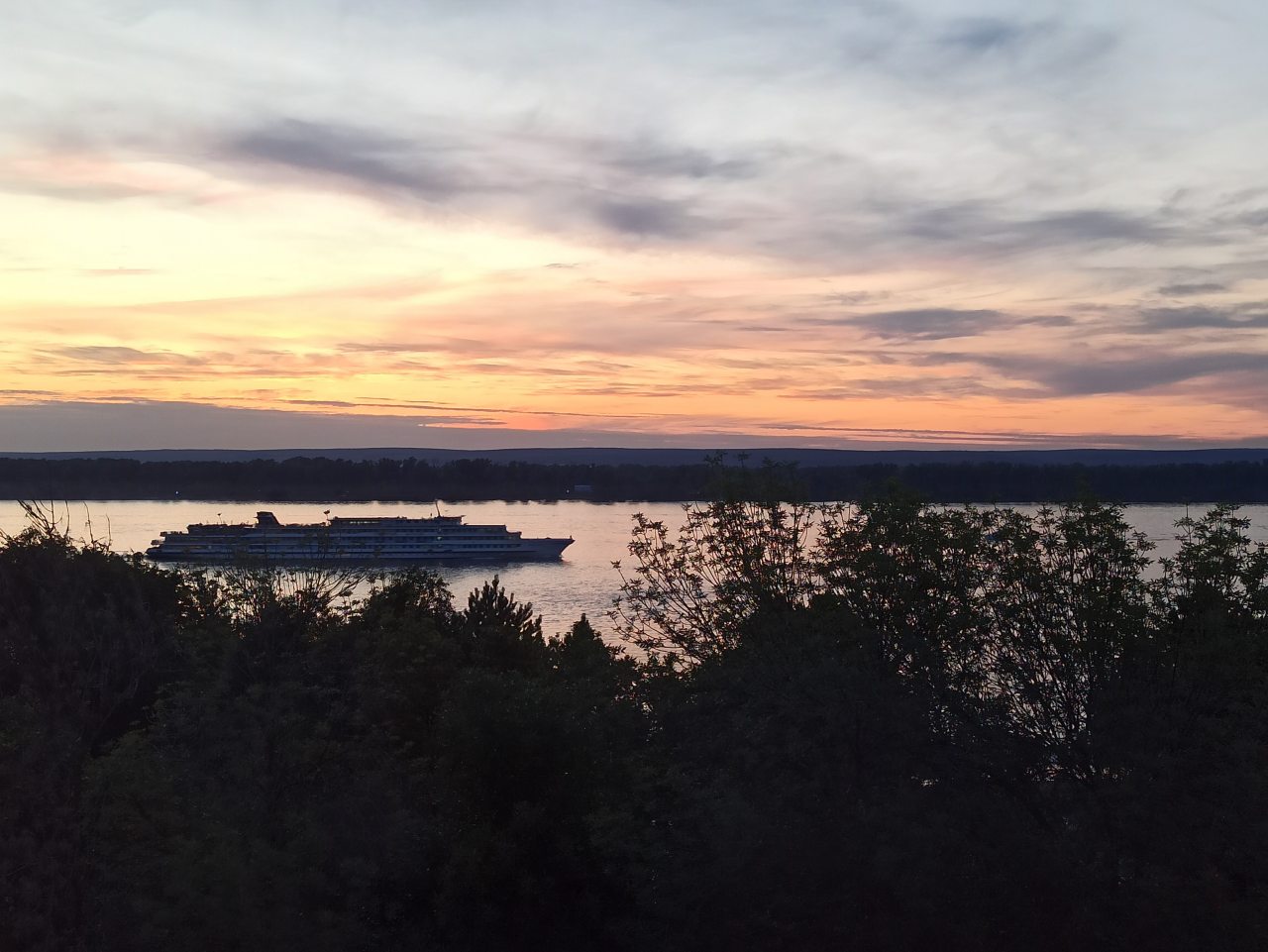 Квартира (Квартира с видом на Волгу), Апартаменты С видом на Волгу