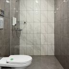 Санузел дома с верандой