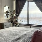 Первая спальная на втором этаже семейного дома