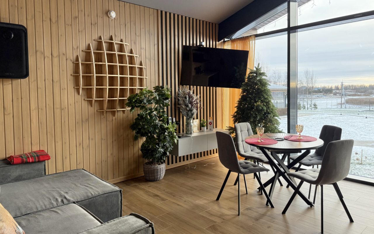 Первый этаж номера люкс