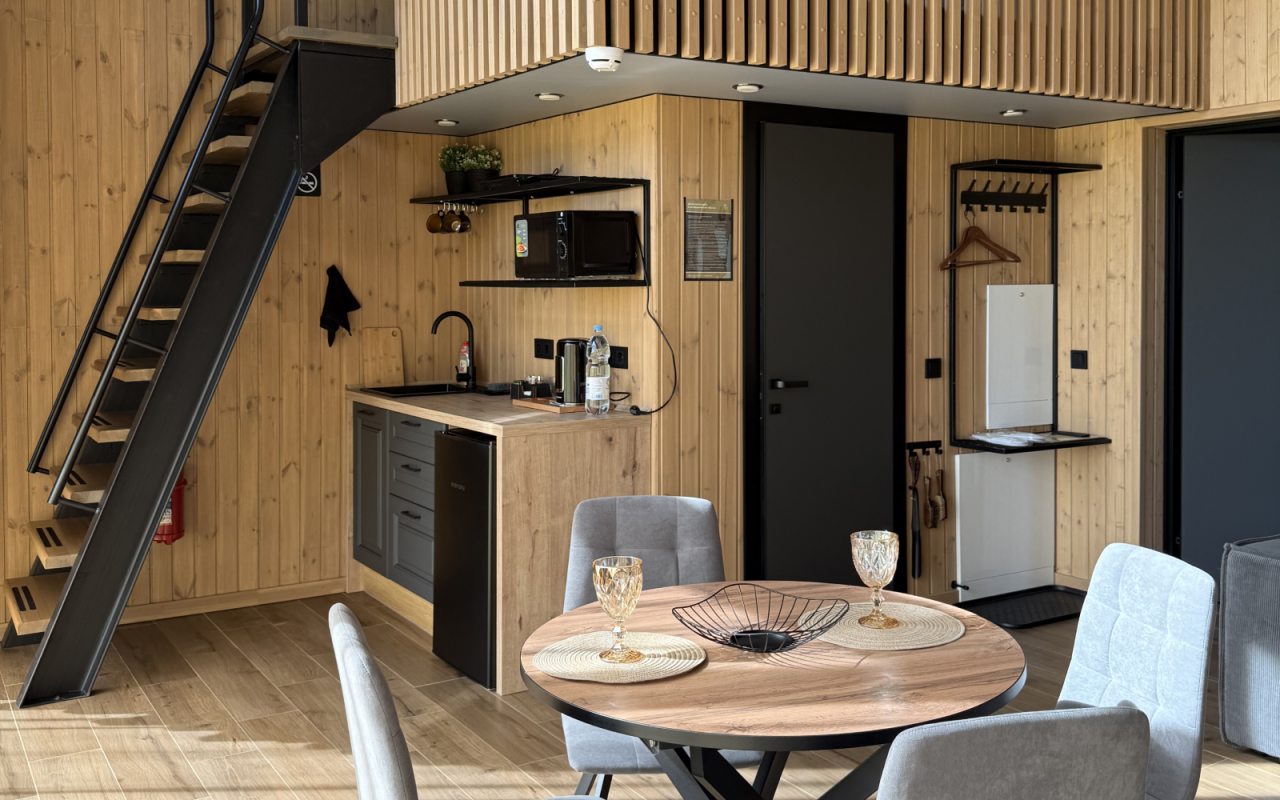 Первый этаж номера люкс