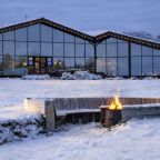 Фасад главного корпуса с номерами