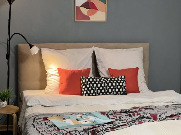 Апартаменты ART ROОM в минуте от метро Молодежная, Москва