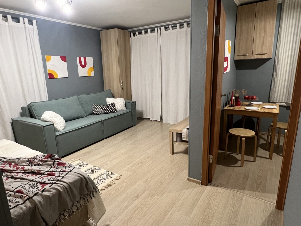 Квартира (ART ROОM), Апартаменты ART ROОM в минуте от метро Молодежная