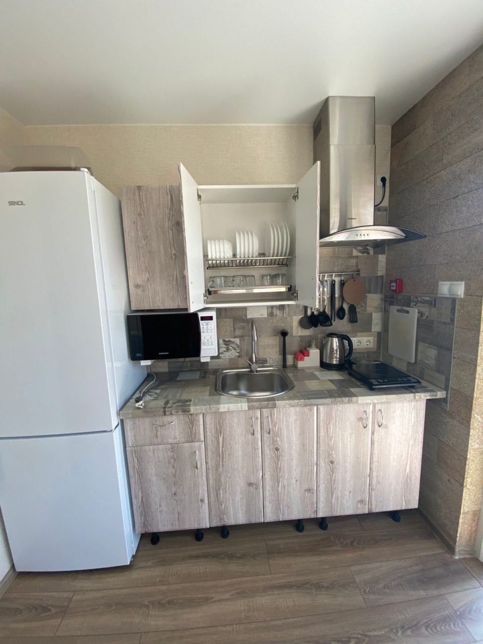 Апартаменты (Апартаменты №1), Гостиница Сосна