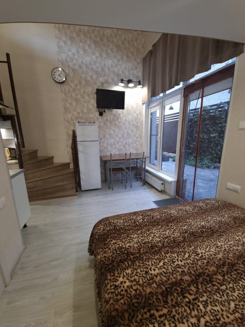 Апартаменты (Апартаменты № 3), Гостиница Сосна