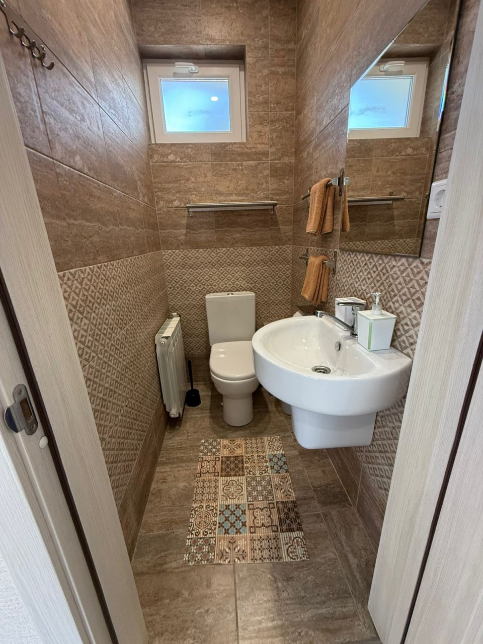 Апартаменты (Апартаменты № 4), Гостиница Сосна