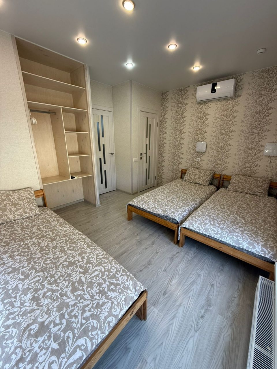 Апартаменты (Апартаменты № 4), Гостиница Сосна