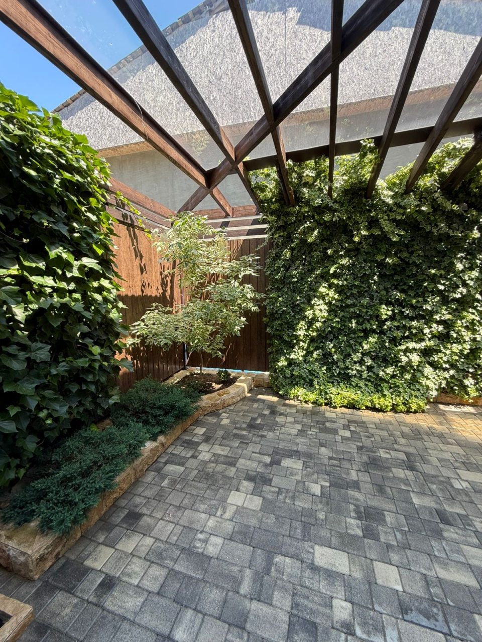 Апартаменты (Апартаменты № 4), Гостиница Сосна